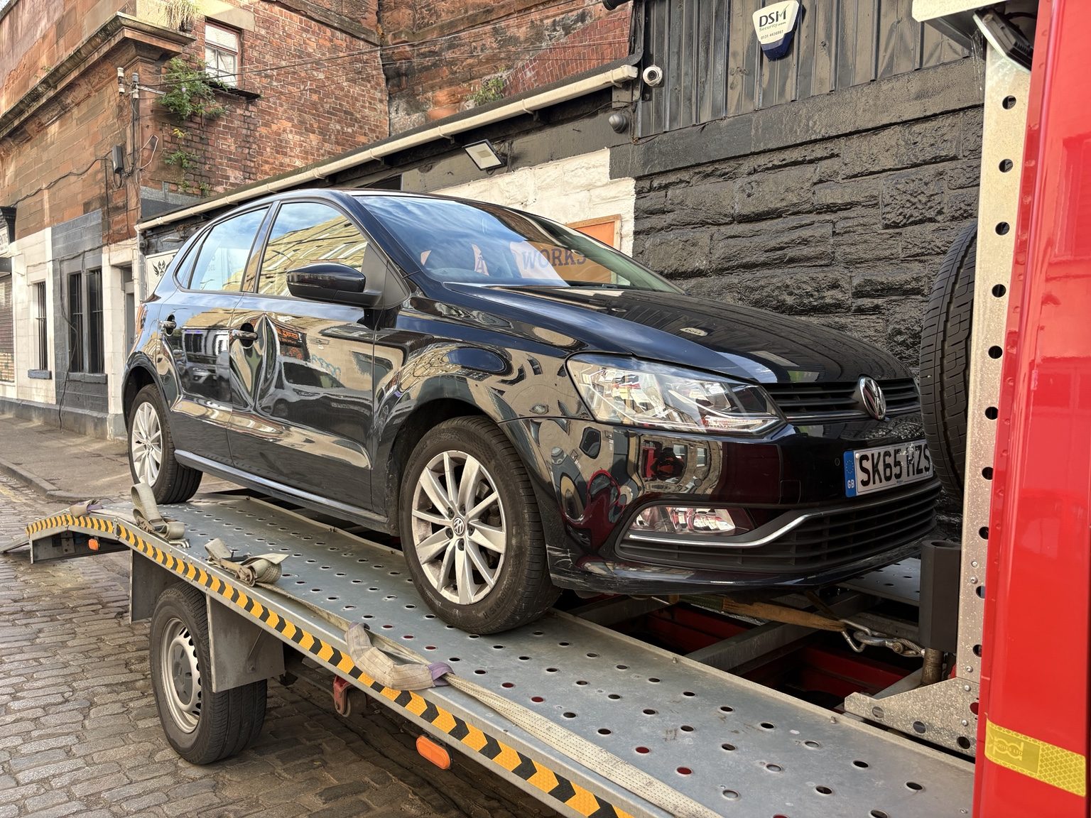 Volkswagen recovery service by MK Auto Recovery Edinburgh