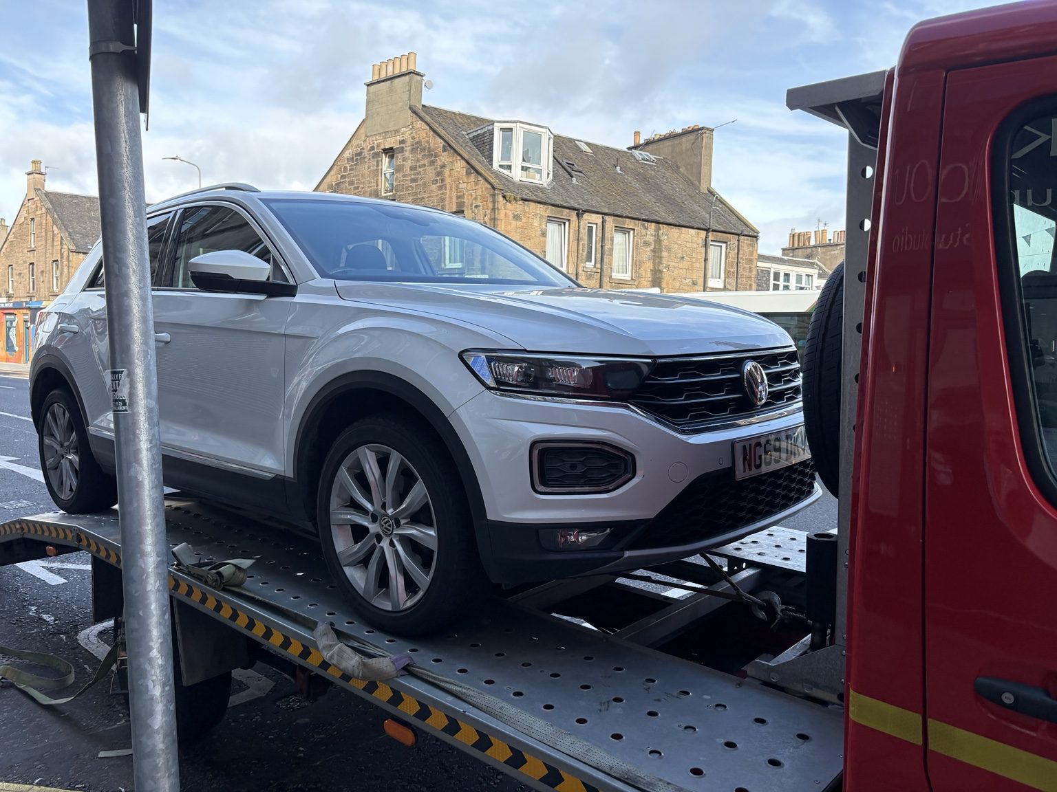 Volkswagen SUV recovery service Edinburgh